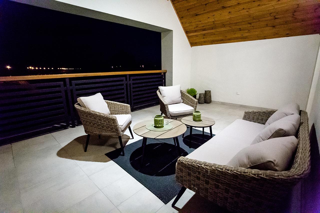 Bulwary Biznes Bed & Breakfast Мелец Екстериор снимка