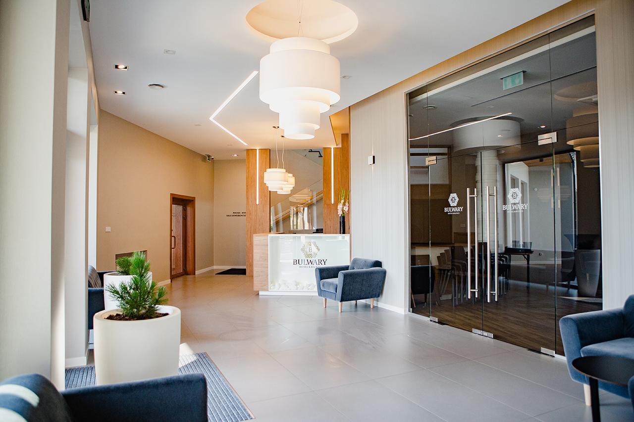 Bulwary Biznes Bed & Breakfast Мелец Екстериор снимка