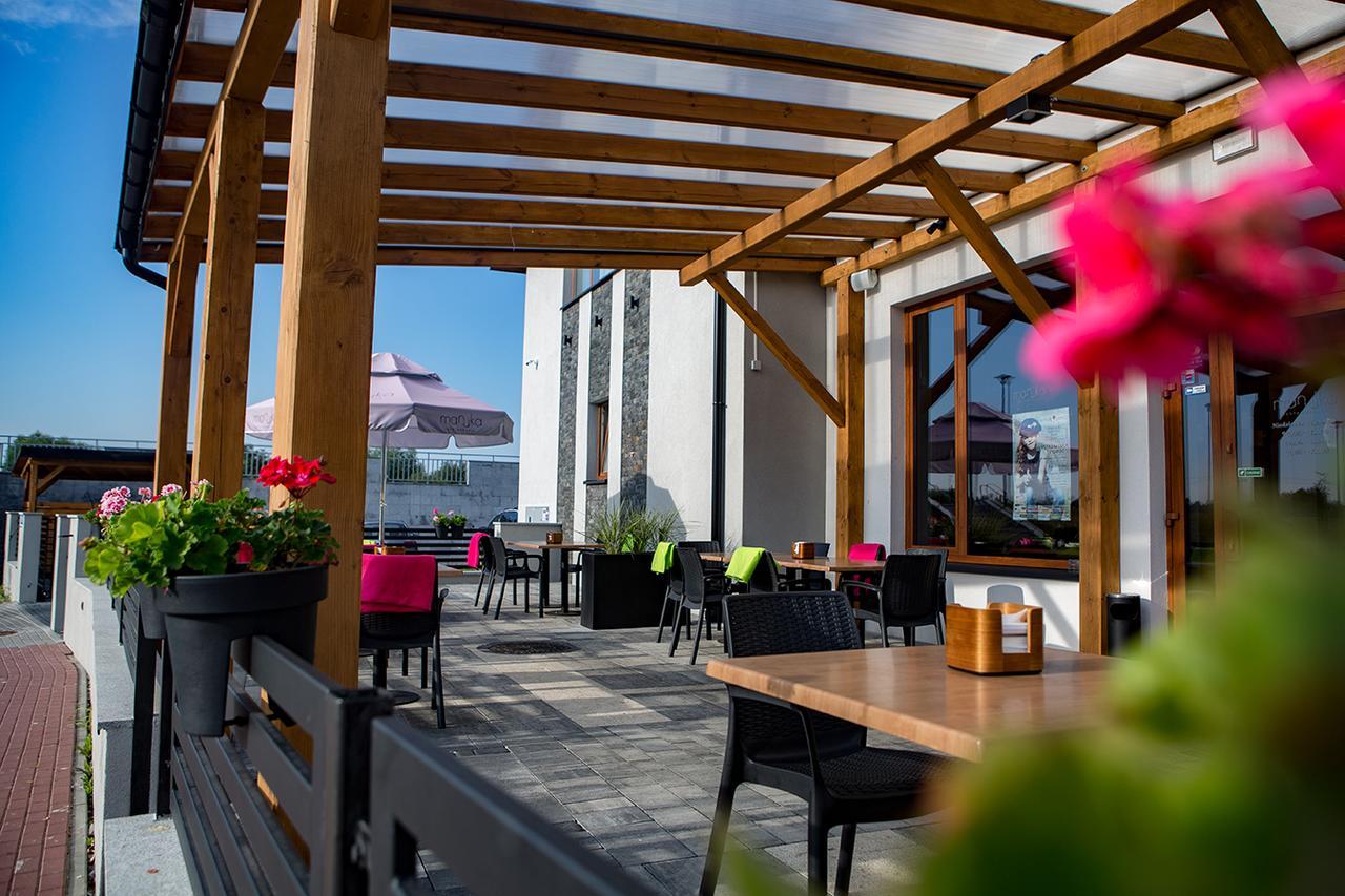 Bulwary Biznes Bed & Breakfast Мелец Екстериор снимка